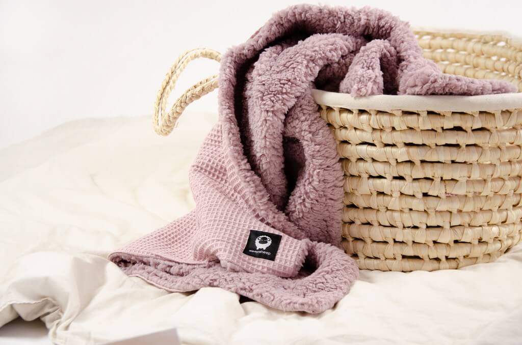 Jakou deku vybrat pro miminko a jejich rozdělení podle hřejivosti