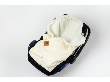 berankova deka do vajicka sleepsheep bezova (1)