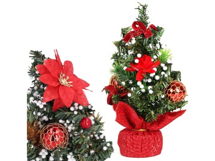 Umělý vánoční stromek s jehličkami pro svěží atmosféru