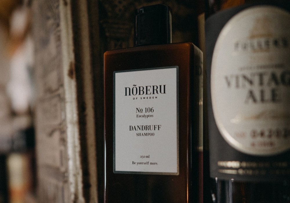 noberu_dandruff_shampoo_sampon_na_vlasy_proti_lupum_desc-min
