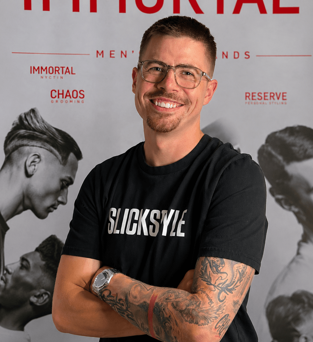 Ondřej – vedoucí řízení sociálních sítí a komunikace s ambasadory Slickstyle. Barber