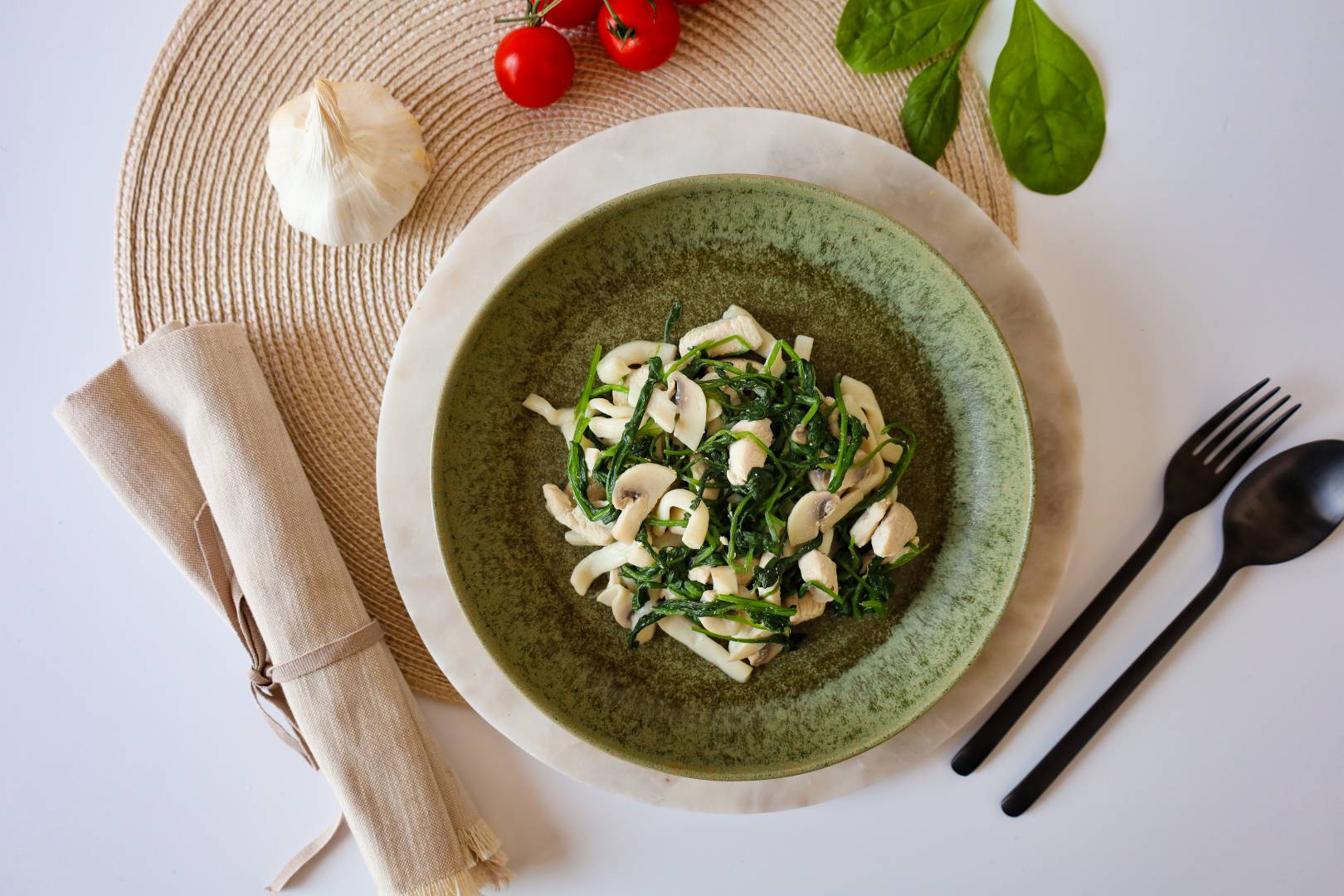 Podzimní menu: Smetanové těstoviny s kuřetem a houbami