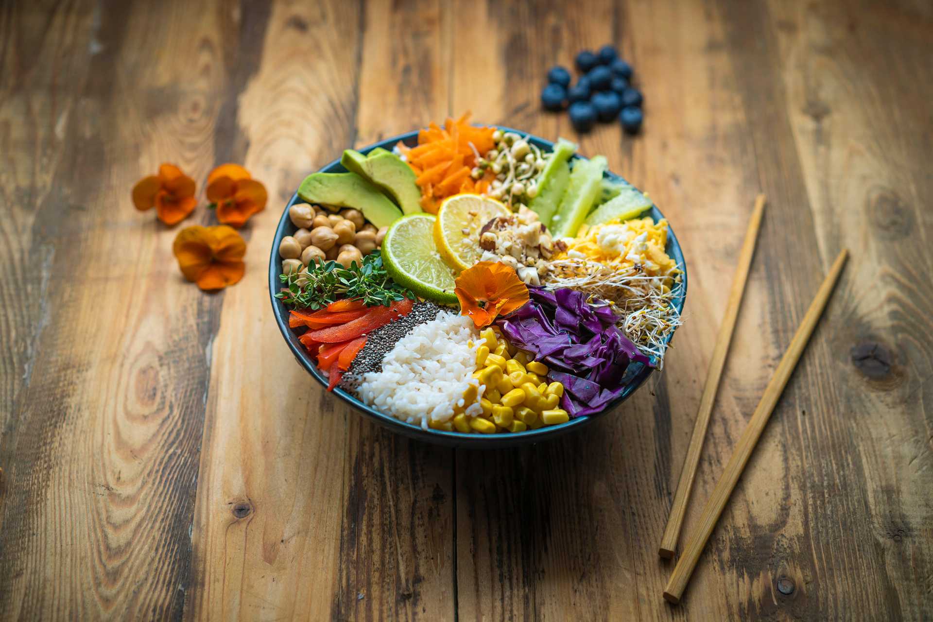Slim Pasta Veggie Poke Bowl