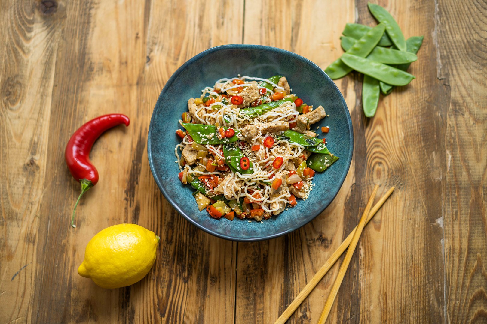 Chilli rezance s citrónom a sezamovým bravčovým mäsom