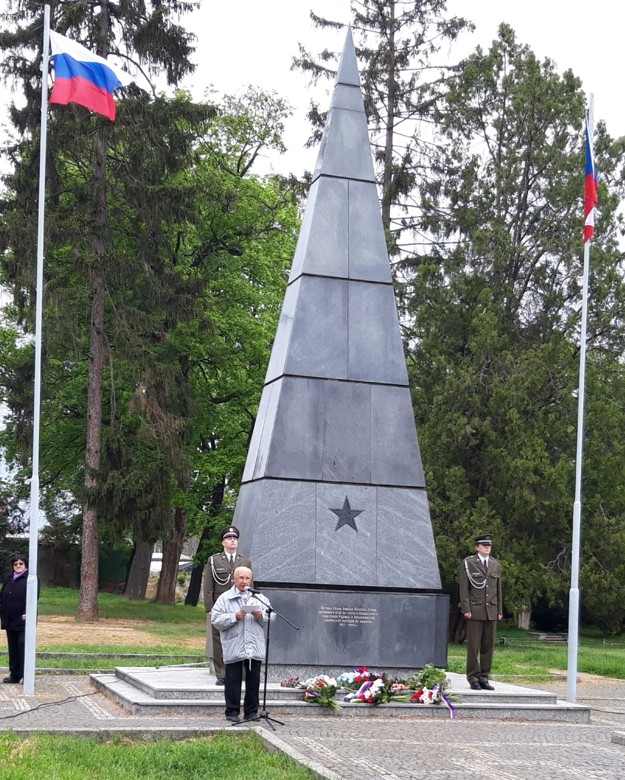 U příležitosti osvobození Brna