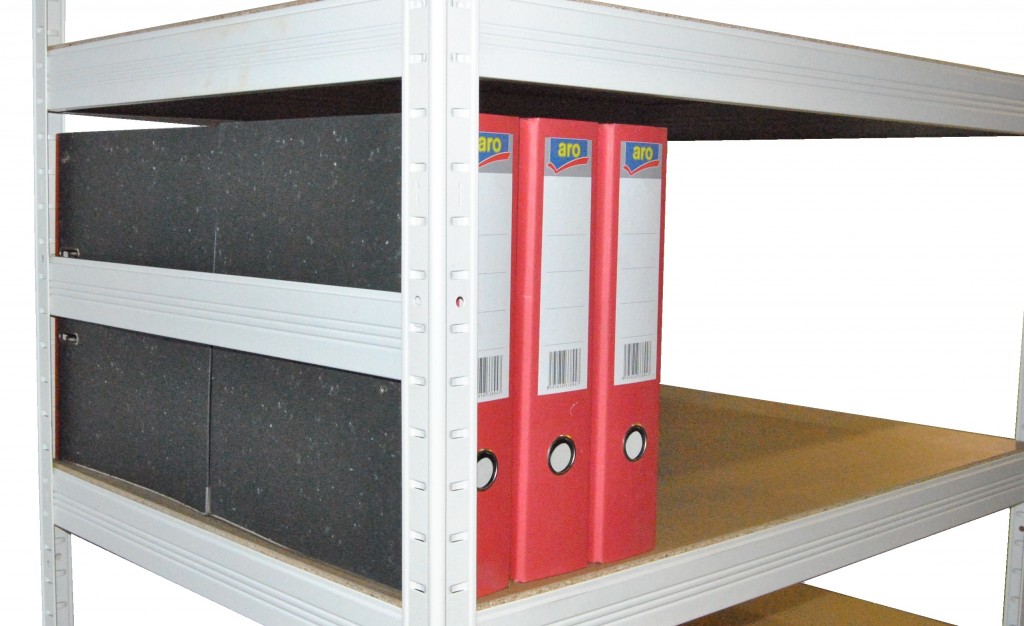 zábrana proti vypadnutiu vecí z regálu 60 cm biela