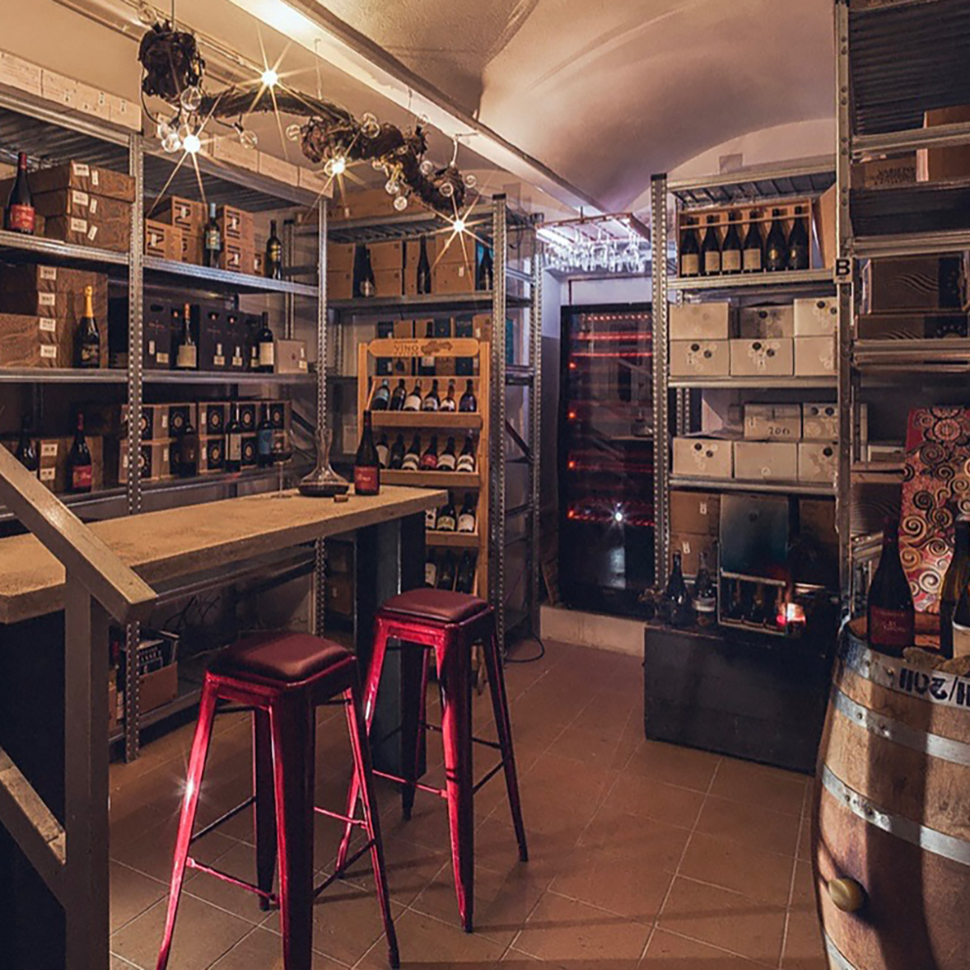 Prodejna a degustační místnost - Nitranská 17, Praha 3