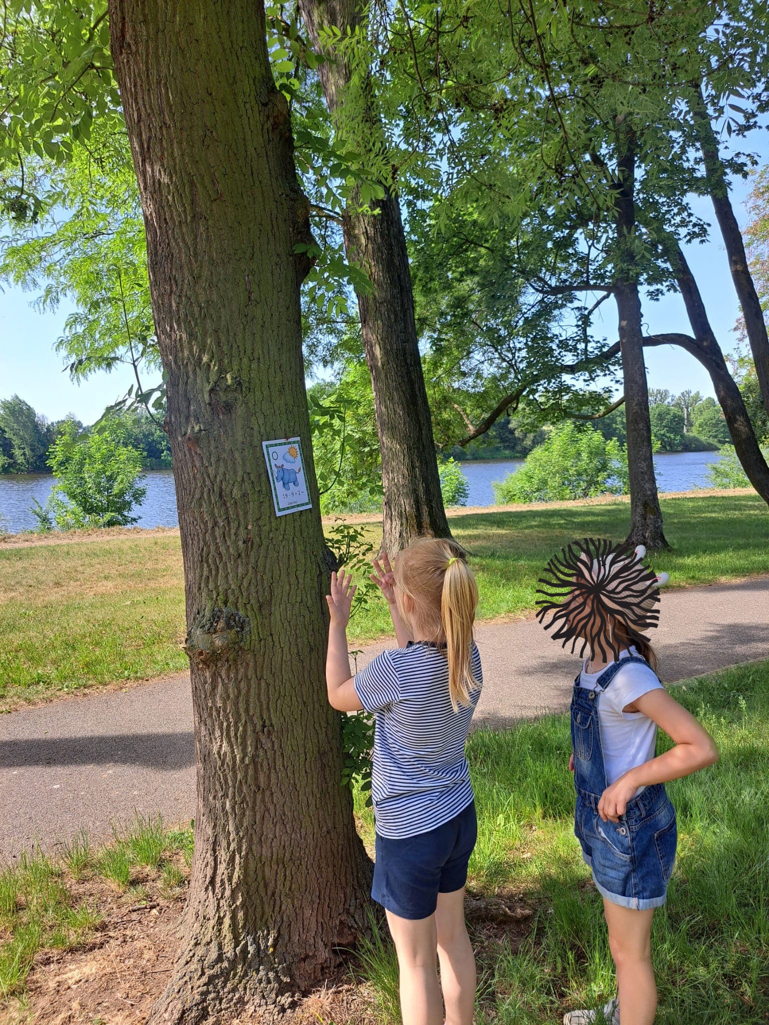 Safari stezka pro děti v parku