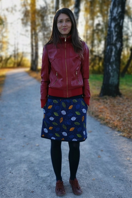 dámská krátká áčková sukně