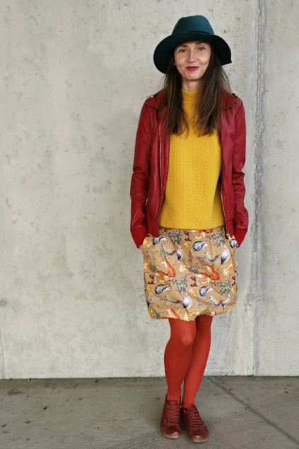 sukně Podzimní žena - béžová