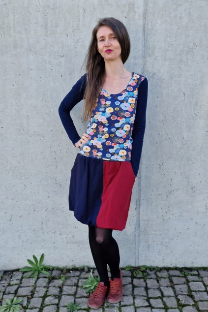 sukně Přátelská žena