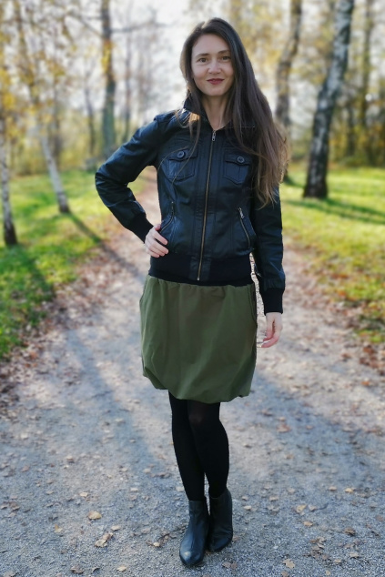 sukně Zemitá žena