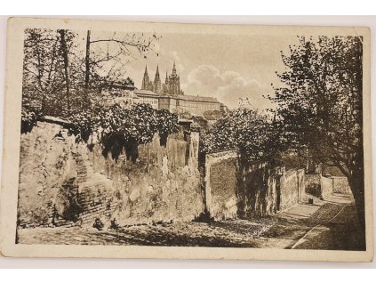 F99BDE66 286C 4609 8BD9 B1F9E4D7714B