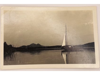 84D04DCB 34B2 4DAF 8CA1 CA5C29B25E66