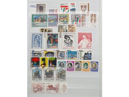 sestava poštovních známek 35 ks + 2páska s kupónem Itálie 1976 ** čisté