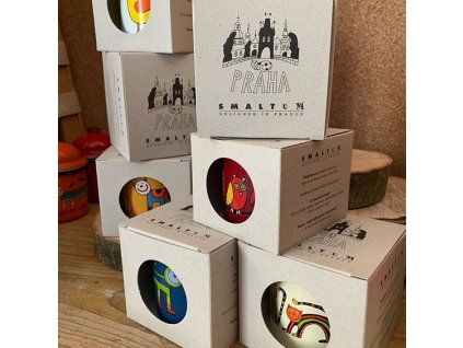 873 hrnek kocka s teckama