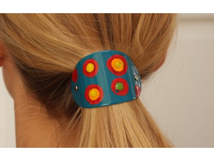 749 hairclip