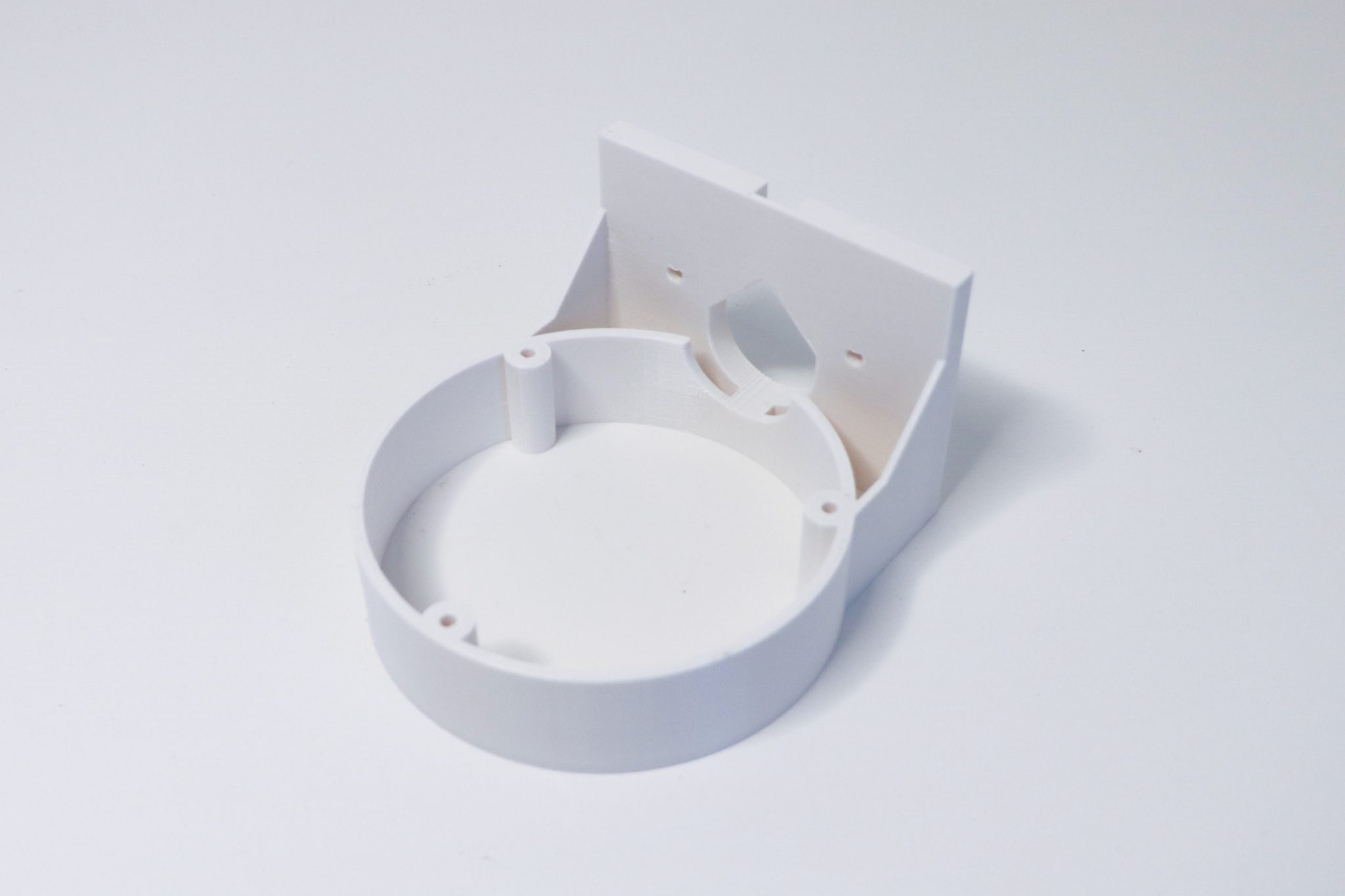 TP-LINK držák s kabelovou krytkou pro kamery VIGI C220/C230/C240 na stěnu bílý D-VIGIC2X-C OEM