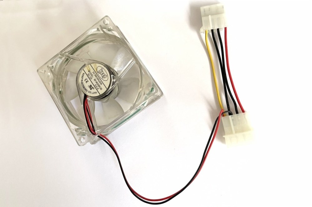 EUROCASE ventilátor 80mm, 12V/0,14A, prosvětlený RGB (molex) 841451901084 Eurocase