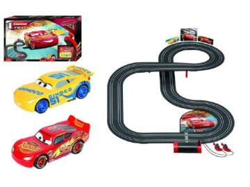 Autodráha Carrera First Auta 3/Cars 3,5m plast na baterie v krabici 50x30x8cm