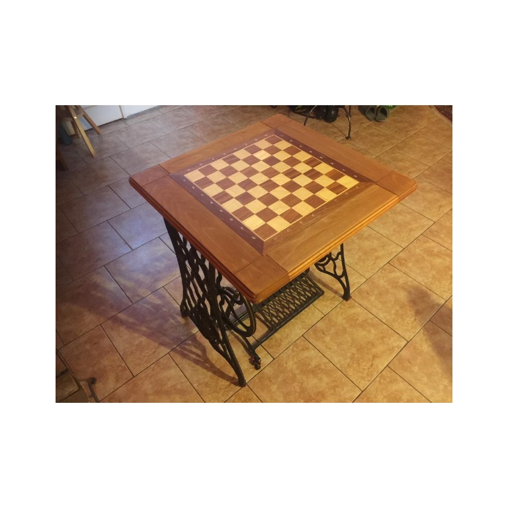 Šachový stolek SINGER