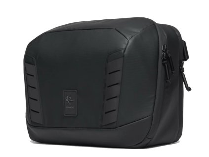 496685 gomatic peter mckinnon camera messenger 13l