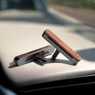 VIBE ✨ Ne každý detail v autě je vidět. Ale ten správný detail je vždy cítit. VIBE je víc než vůně do auta. Je to luxusní...