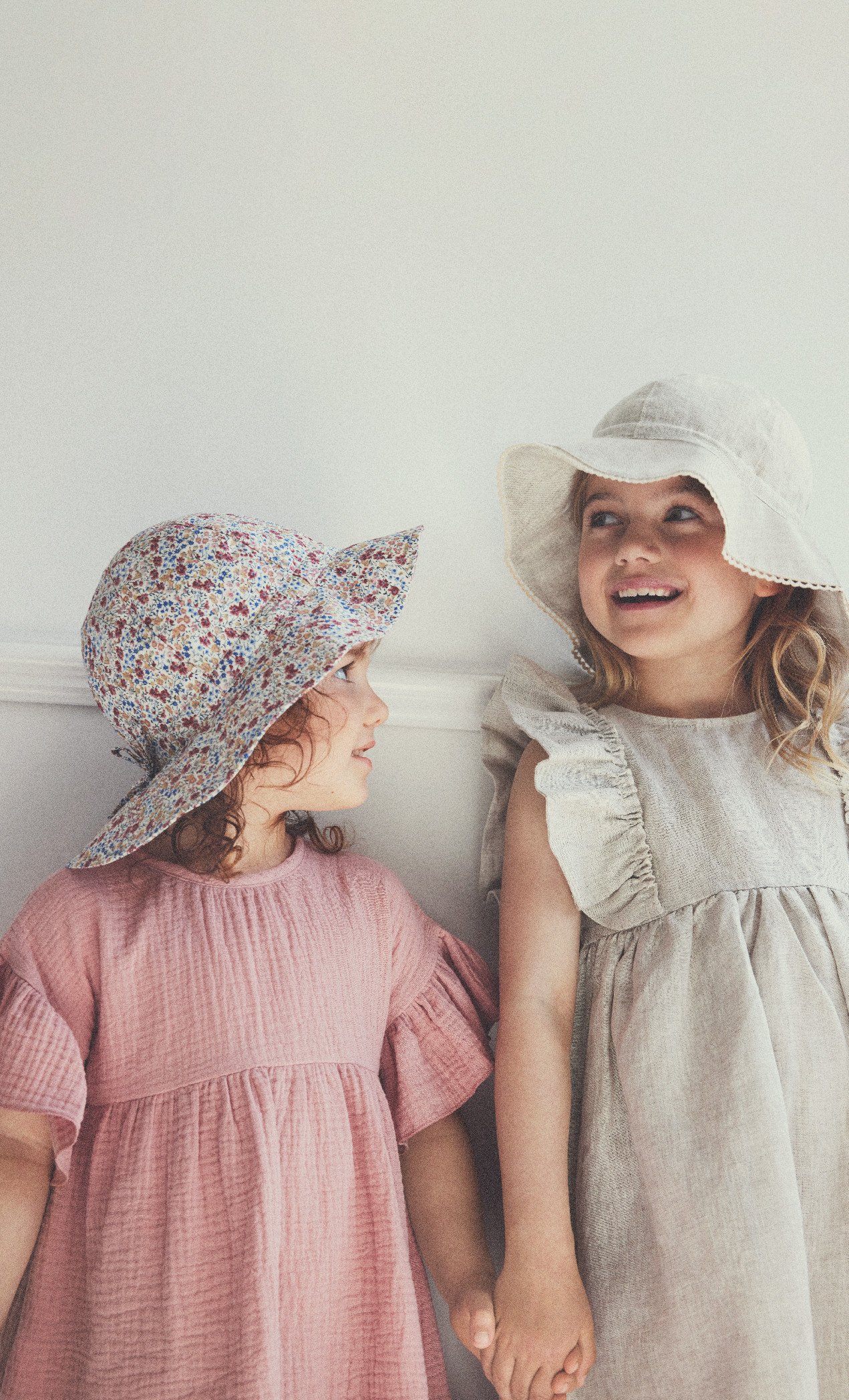 HUTTEliHUT dívčí mušelínové šaty 480619 - 5750