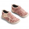 Wheat kids' neoprene beach shoes Shawn Beach 422 - red flower meadow  Neoprene