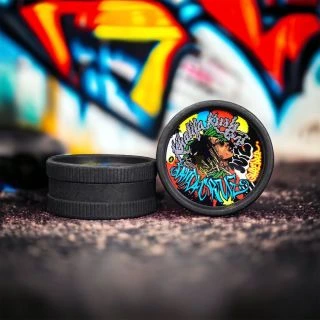 🆕Santa Cruz x Wiz Khalifa🆕 Na prodejnách a e-shopu můžeš najít tento skvělý set od (@santacruzshredder ) Santa Cruz v...