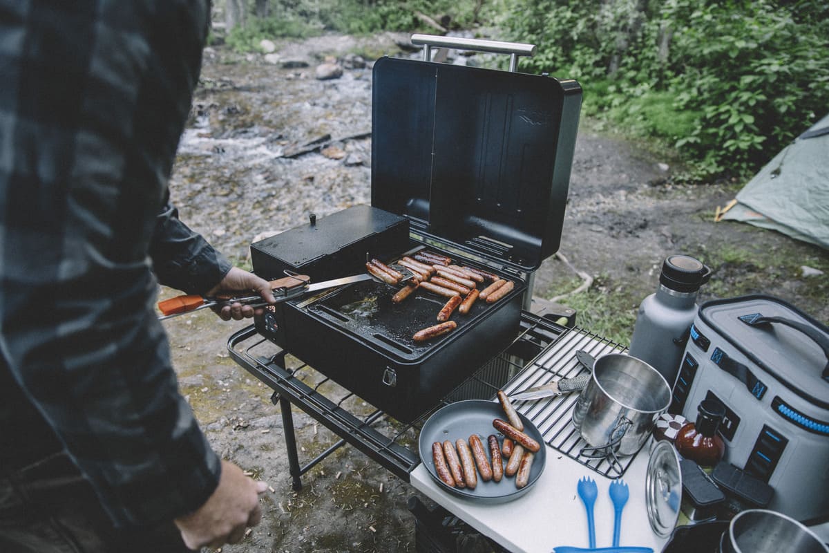 ranger gril v přírodě