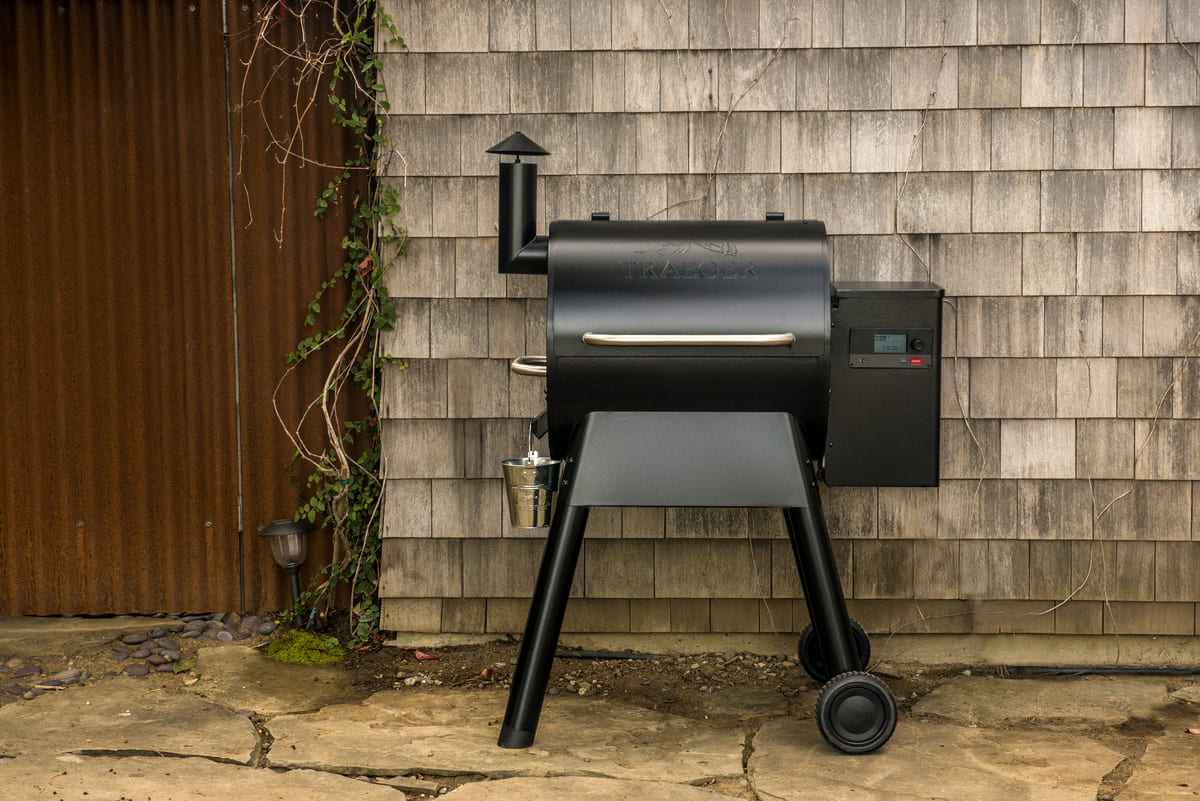 traeger PRO 575 gril na pelety