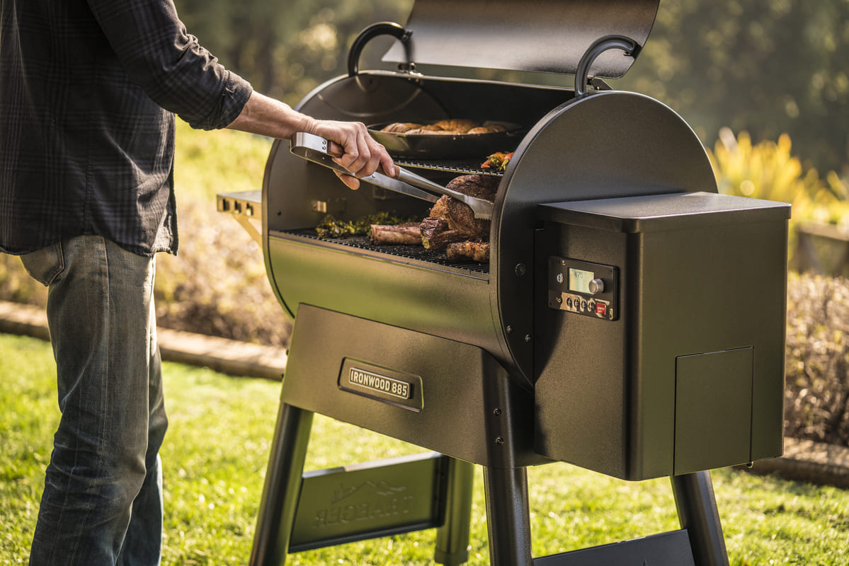 traeger gril na pelety ironwood855