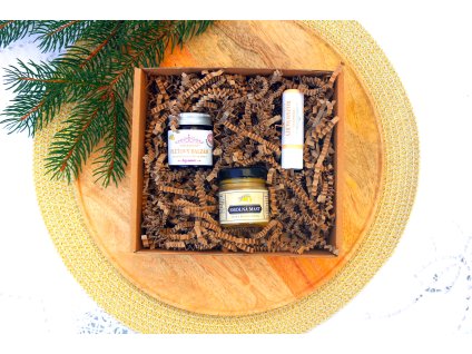 Dárek pro NI (3 kusy): Smolná mast 30 ml, Pleťový balzám 30 ml, Balzám na rty