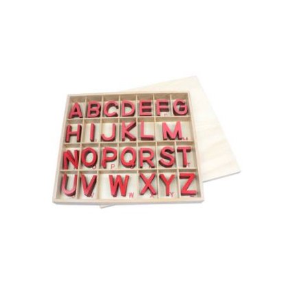 ADENA MONTESSORI Velká tiskací písmena červená s boxem