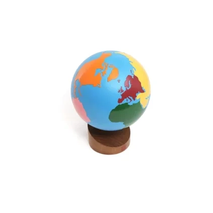 GM2203B 5 globe of the continents colored