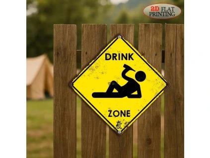 Kovová cedule Naše drink zóna 20 x 20 cm