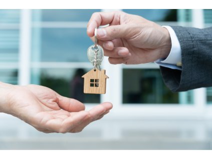 Obec jako pronajímatel bytu – posílení práv po novelizaci r. 2025 září 2025 online cover