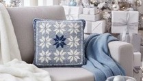 Zimní smyčkovaný polštář s vločkami | Návod