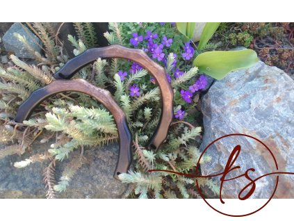 Dřevěná oválná ucha s vrchním tvarováním