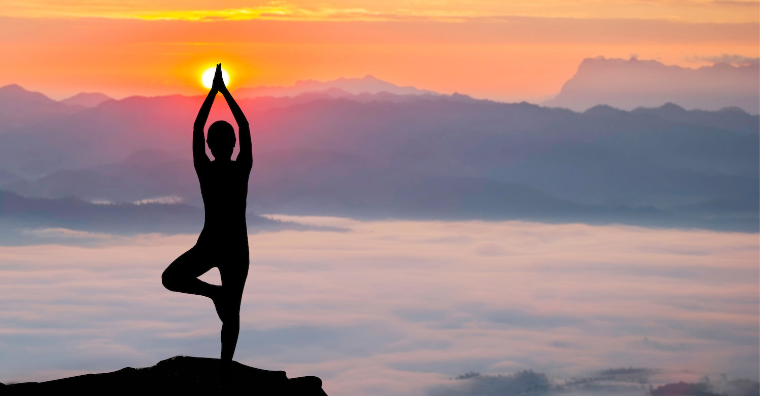 yoga-at-sunrise-banner