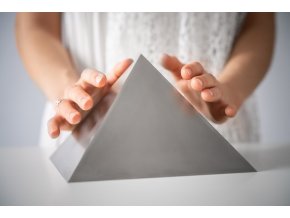 titanova pyramida 20x20