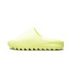 yeezy slides green glow (kopie)