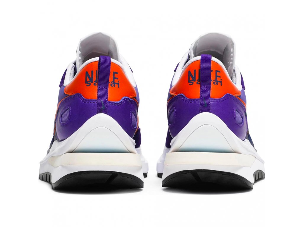 Nike Vaporwaffle sacai Dark Iris - SNEAKERGALLERY