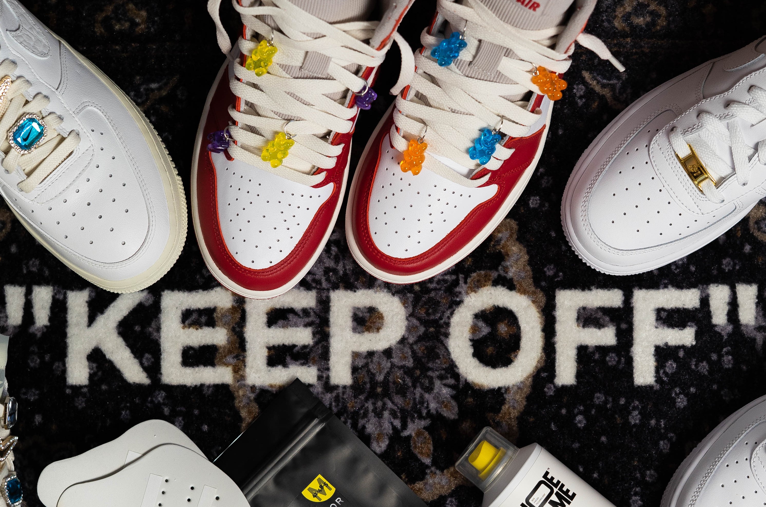 Nadčasový štýl: Ako vdýchnuť teniskám nový život