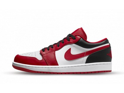 Jordan 1 Low Bulls