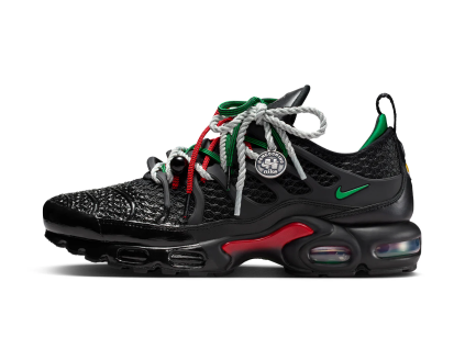 Nike Air Max Plus Homecoming Black 1