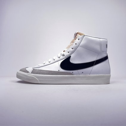 Nike BLAZER MID 77 VNTG / White Black - BQ6806-100 (Velikost Eur 47,5|US 13|31cm|Obuv je B-grade (na obuvi jsou drobné kosmetické vady))