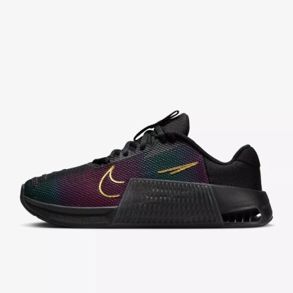 Nike METCON 9 PRM / Black Fireberry Gold - FB7151-001 (Velikost Eur 42,5|US 10,5|27,5cm)