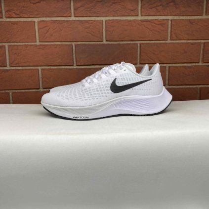  (Velikost Eur 38,5|US 6|24cm)